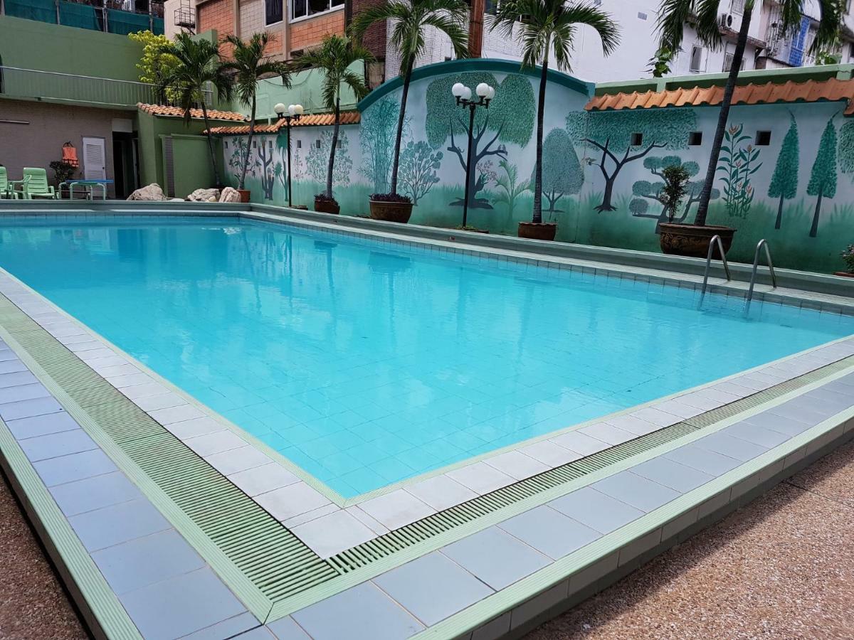 The Park Hotel Sukhumvit 7 Bangkok Extérieur photo