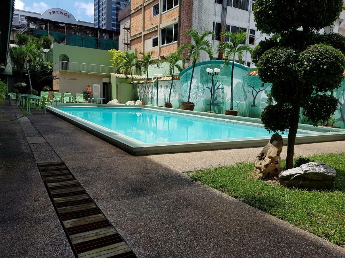 The Park Hotel Sukhumvit 7 Bangkok Extérieur photo