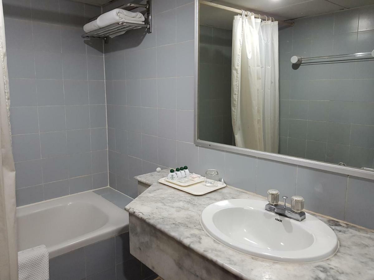 The Park Hotel Sukhumvit 7 Bangkok Extérieur photo