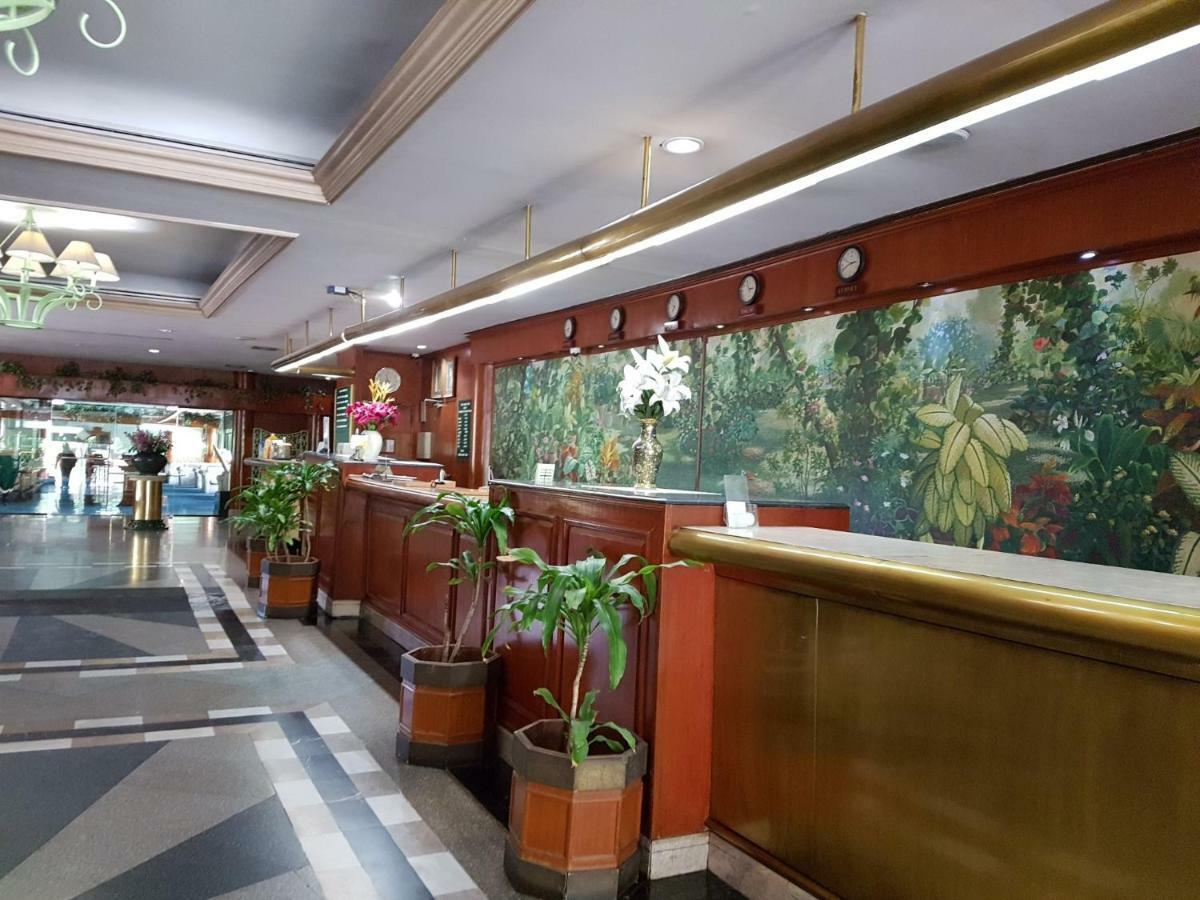 The Park Hotel Sukhumvit 7 Bangkok Extérieur photo