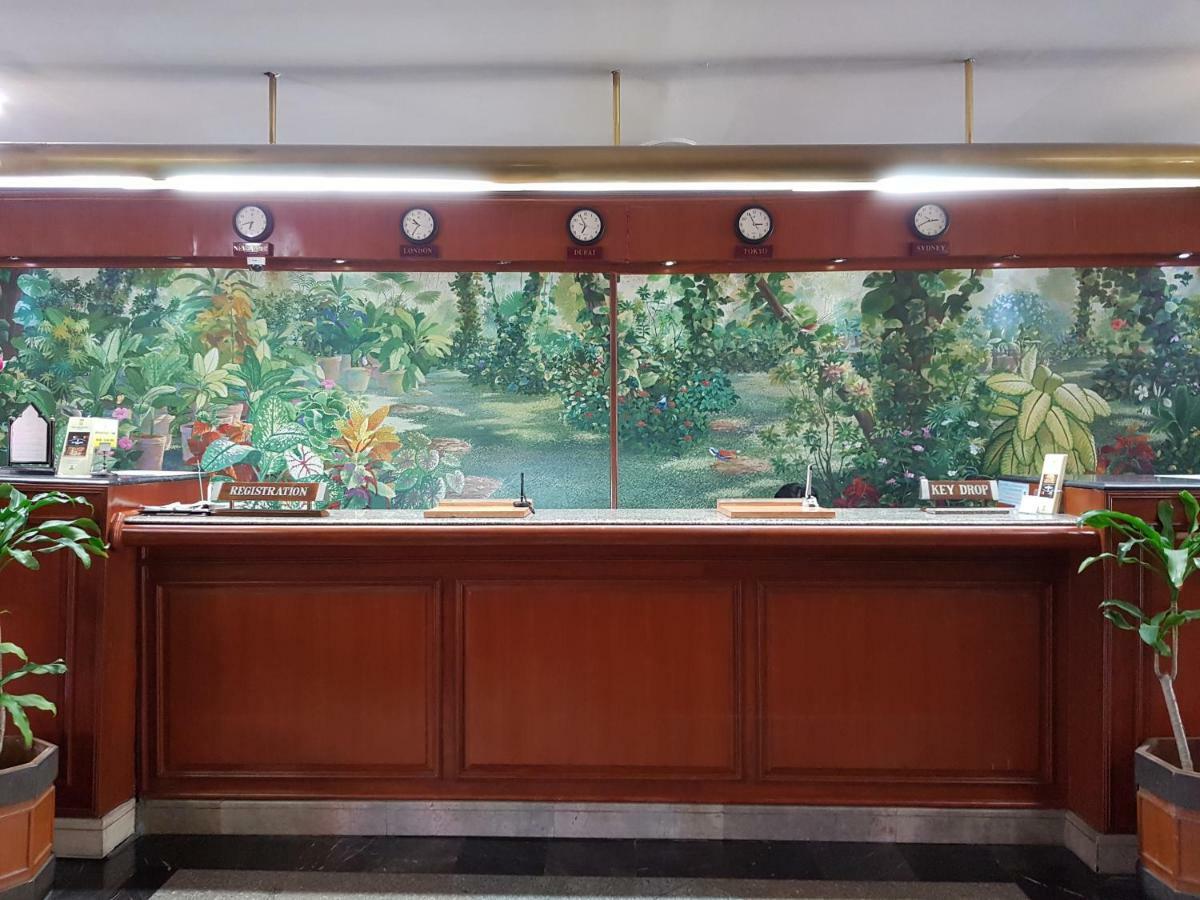 The Park Hotel Sukhumvit 7 Bangkok Extérieur photo